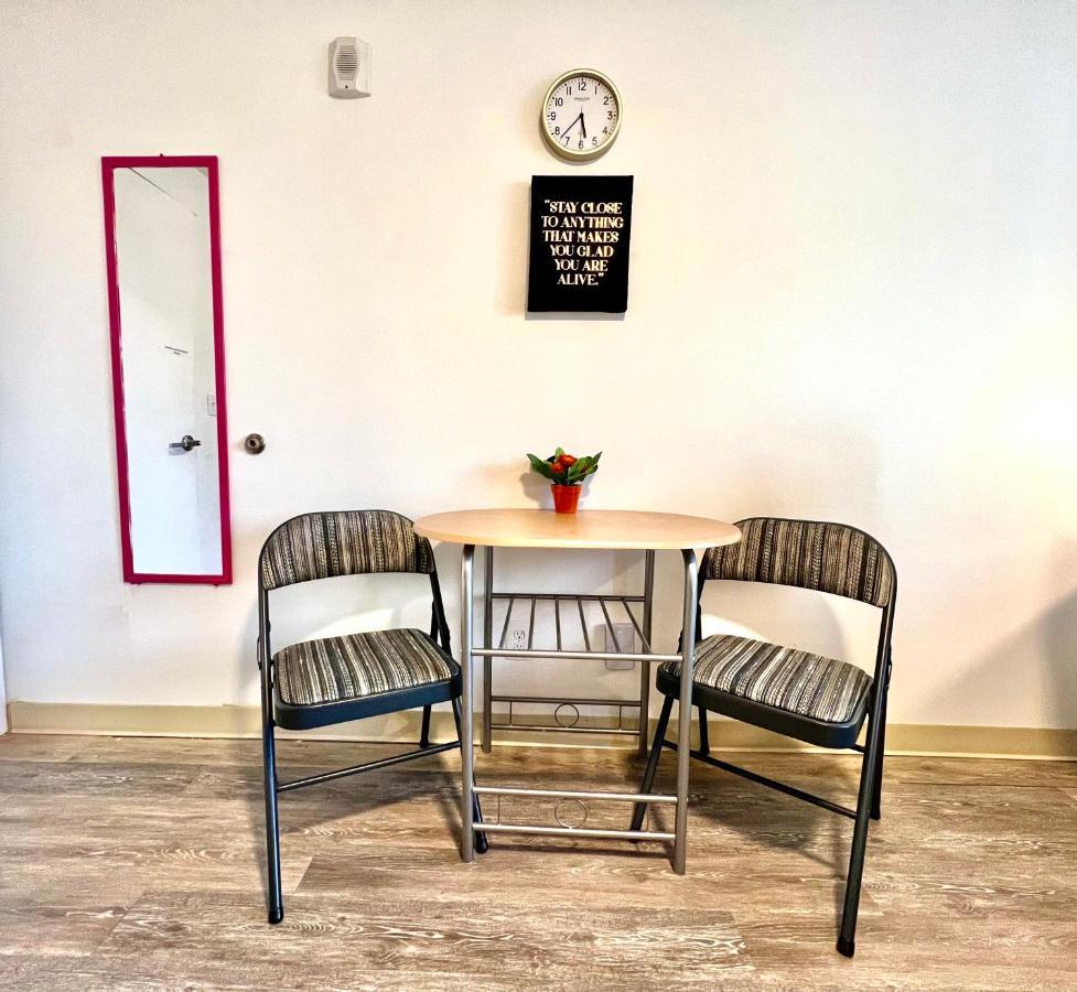 Micro Studio Apartment In University District- 10 Mins Walk To University Of Wa ซีแอตเทิล ภายนอก รูปภาพ
